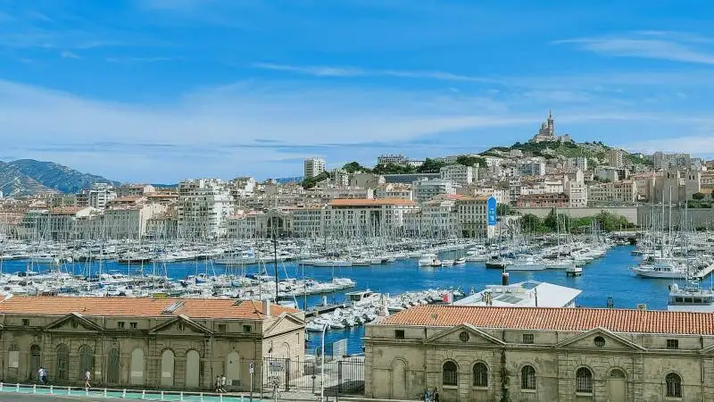 Nadfab société de nettoyage pour nettoyage industriel à Marseille