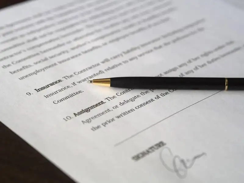 Contrat d'entretien pour nettoyage de bureaux locaux commerciaux magasin centre médical copropriété syndic à marseille 13015 dans les bouches du rhone